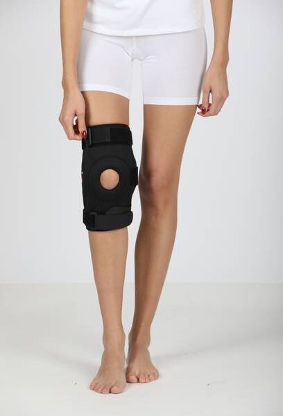 CRAFTS CARE FUNCTIONAL KNEE SUPPORT Knee Support